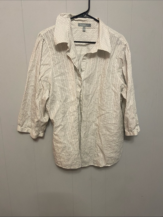 Foxcroft Tops - Foxcroft white blouse with black polka dots. Size 22